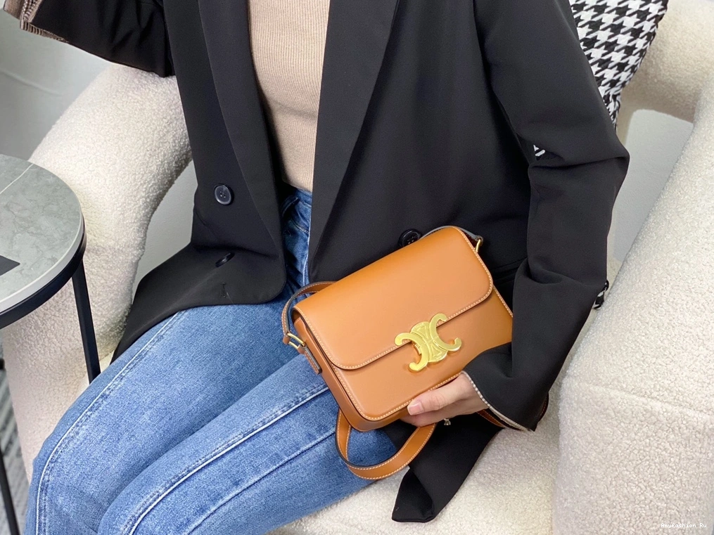 94514 Triomphe Bags BestValue Celine 0624